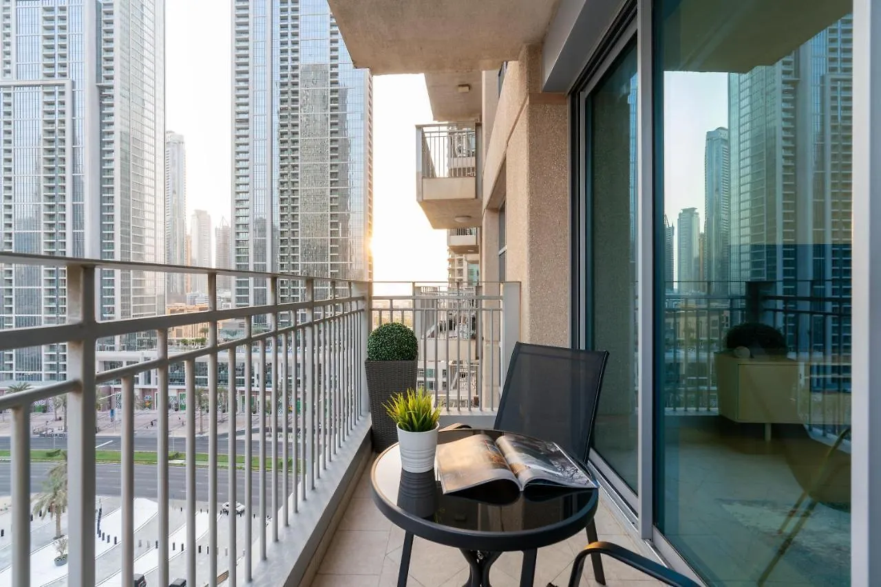 Ultimate Stay 2 Bedroom Next To Burj Khalifa With Opera With Fountain Views Dubai Apartment