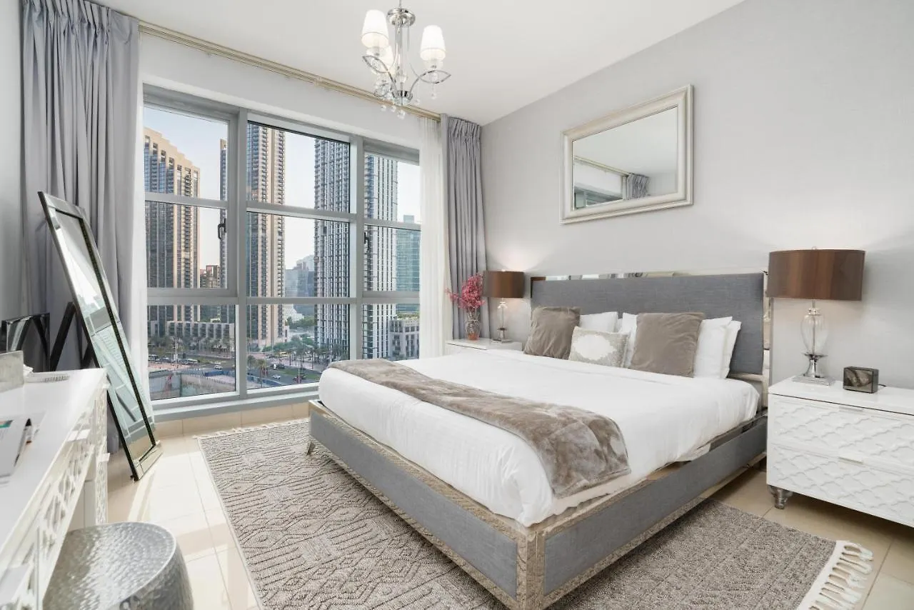 Ultimate Stay 2 Bedroom Next To Burj Khalifa With Opera With Fountain Views Dubai 0*,